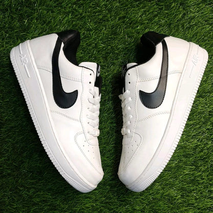 AIRFORCE -1 WHITE BLACK
