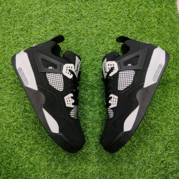 RETRO 4 - THUNDER